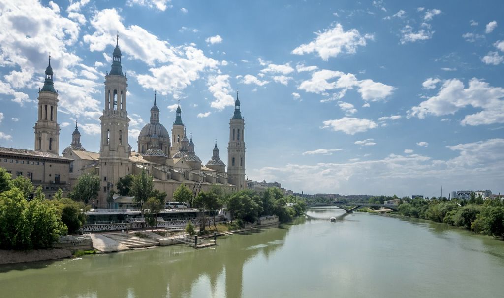 Hoteles Baratos en Zaragoza