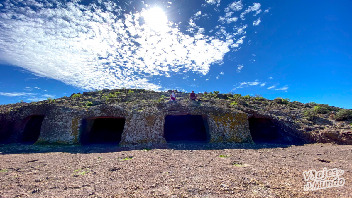 Cuevas de Cuatro Puertas